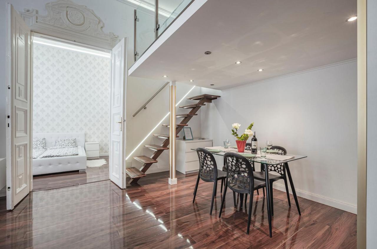 דירות בודפשט Luxury Art Deco Flat / Big Balcony מראה חיצוני תמונה